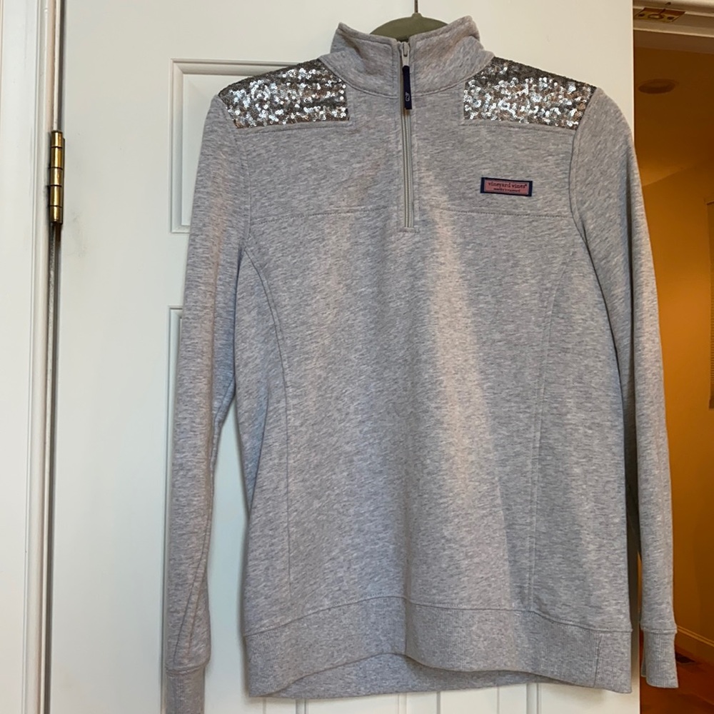 Women’s Vineyard Vines grey shep shirt w/ sequins